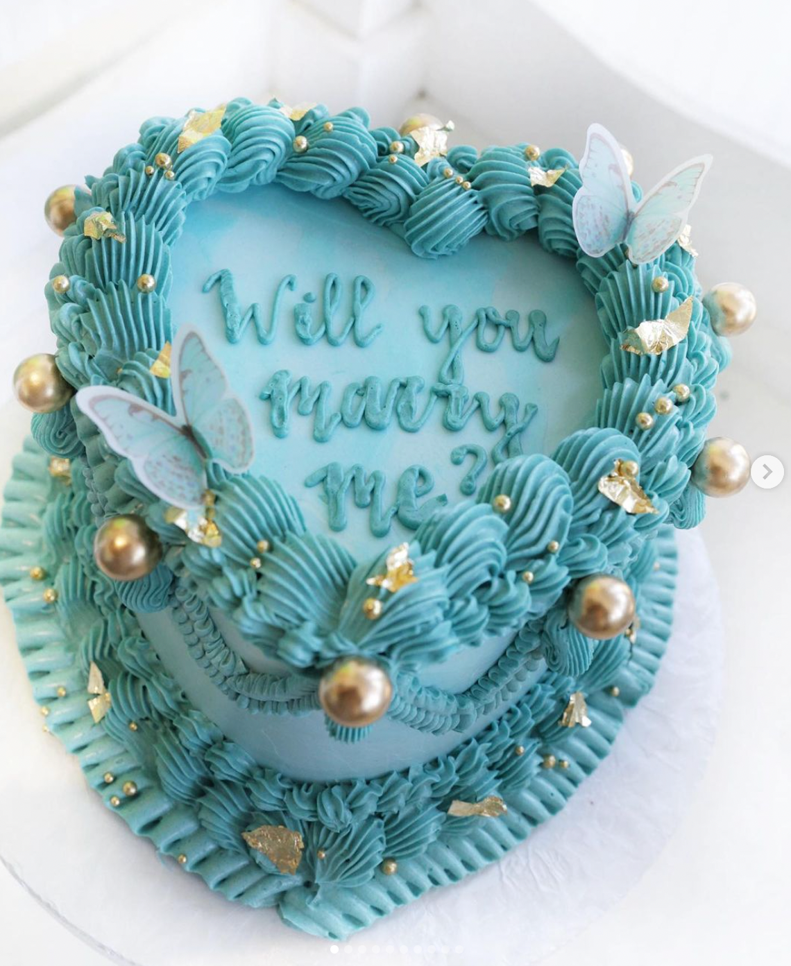 Crazy About You! Vintage Heart Cake - Main Image