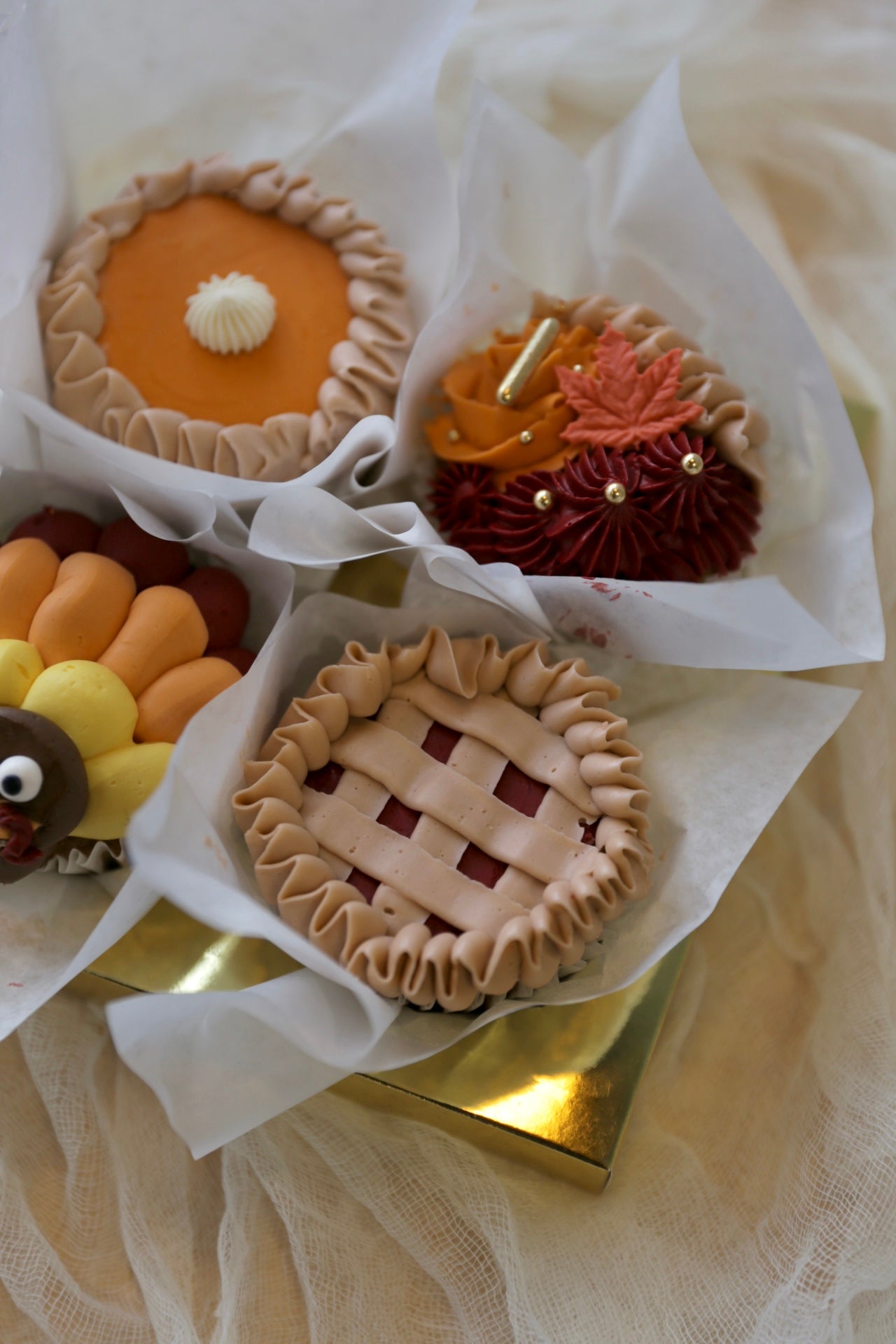 SS Next Cake Decorator Challenge Winner! "Rachael's beautiful gorgeous cupcakes"